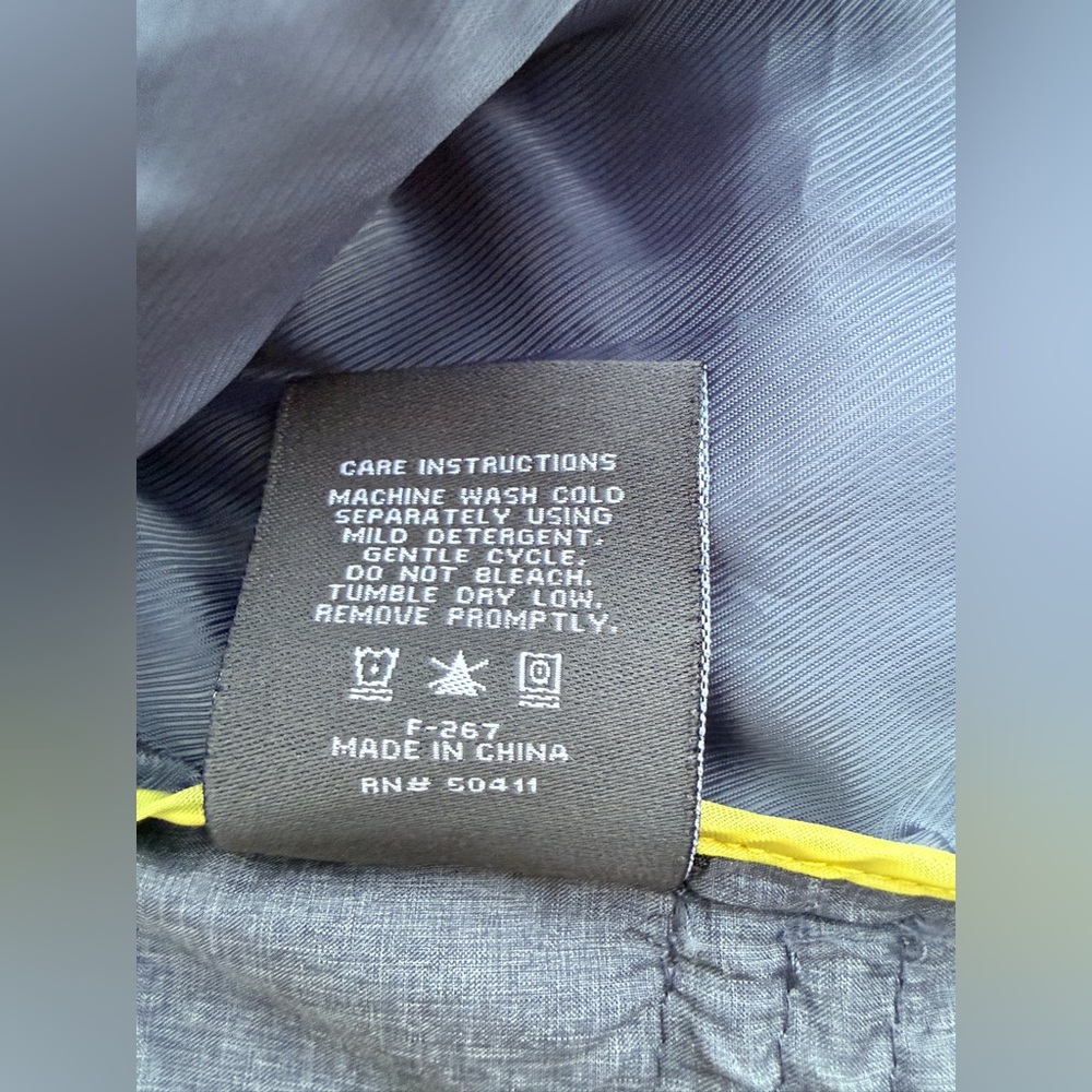 Vince Camuto Lightweight Utility Jacket | XS - Picture 10 of 14